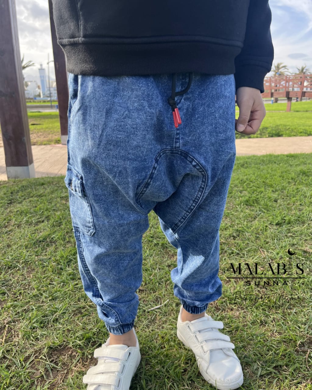 Sarwal Khalifa jeans