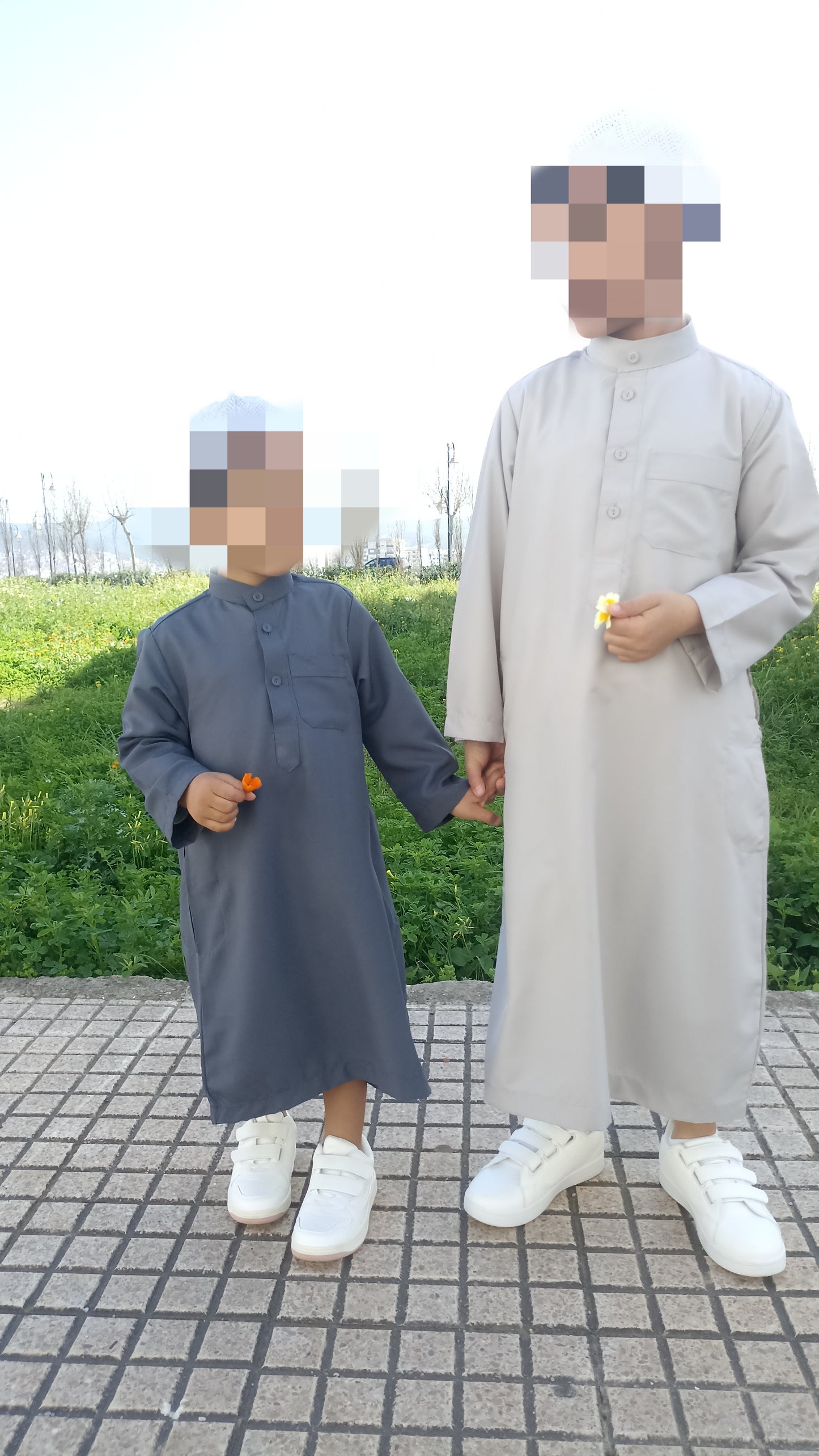 Qamis Hadeel
