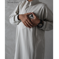 Qamis Al Fursan  de la marque ASSAS