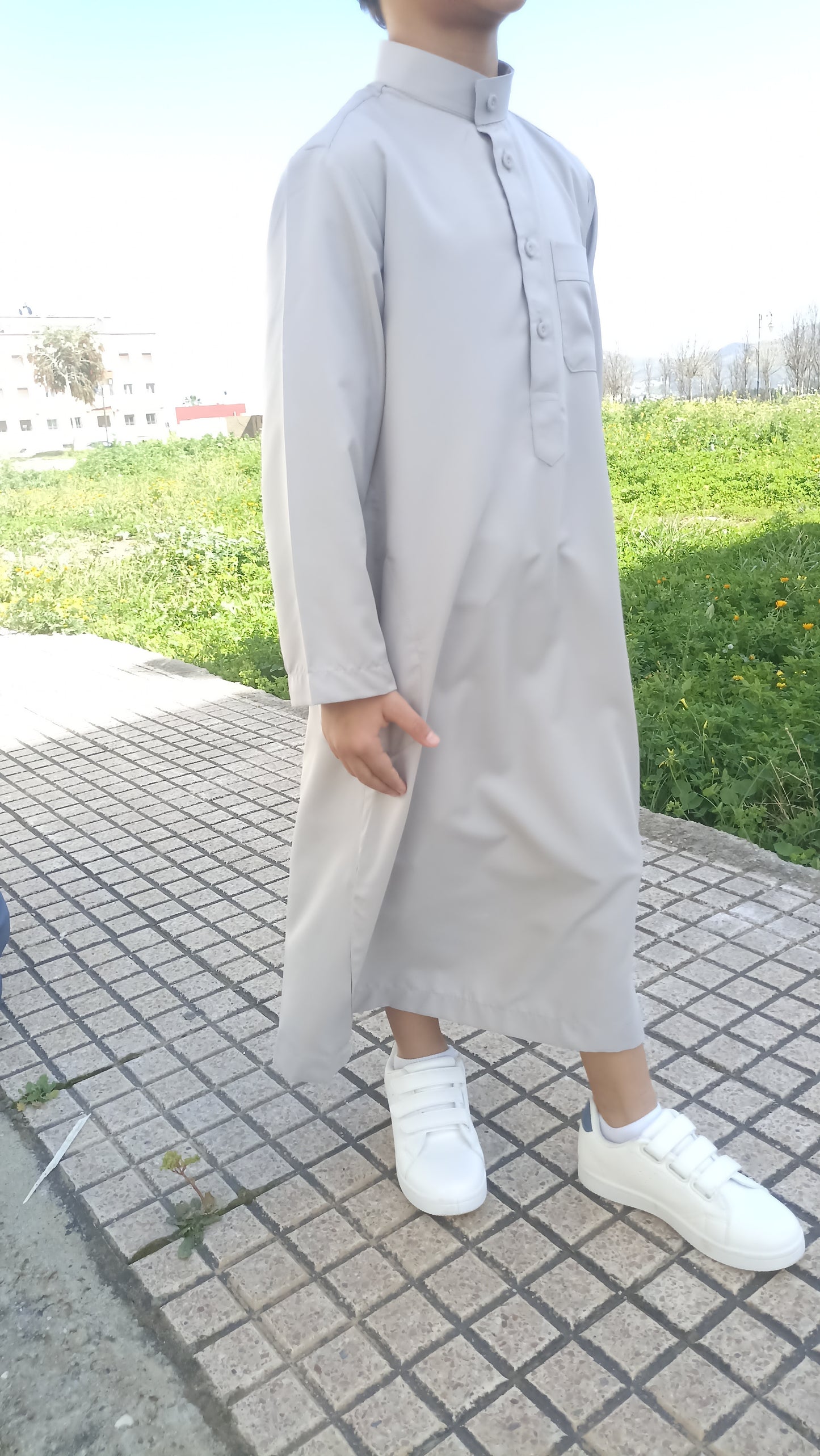 Qamis Hadeel