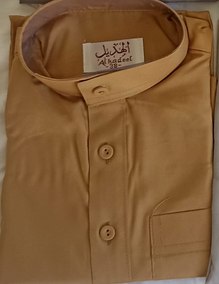 Qamis Hadeel