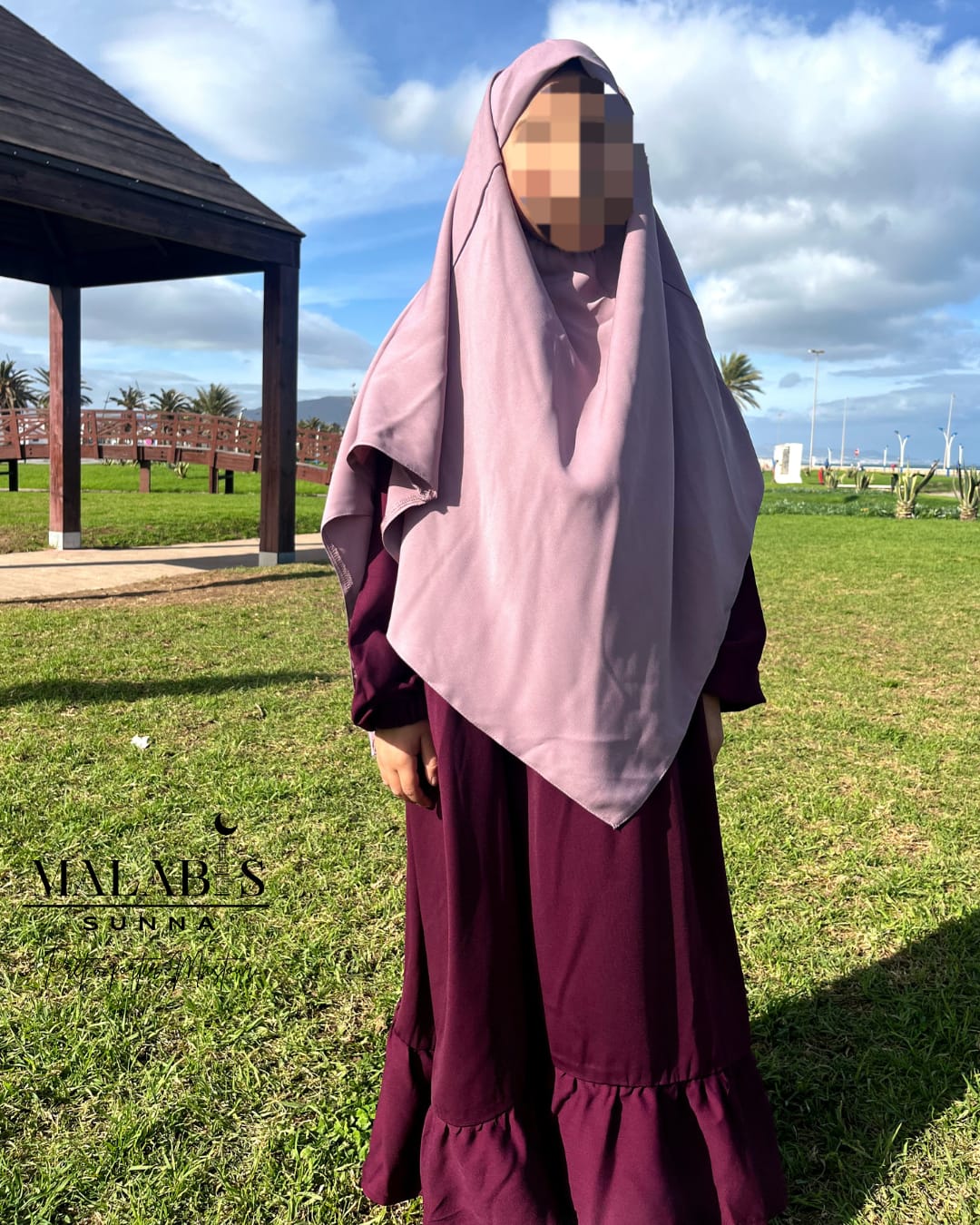 Abaya et Khimar  de la marque Nusseyba