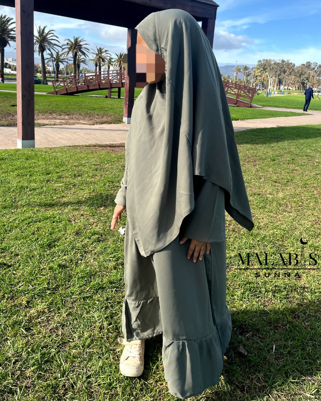 Abaya et Khimar  de la marque Nusseyba